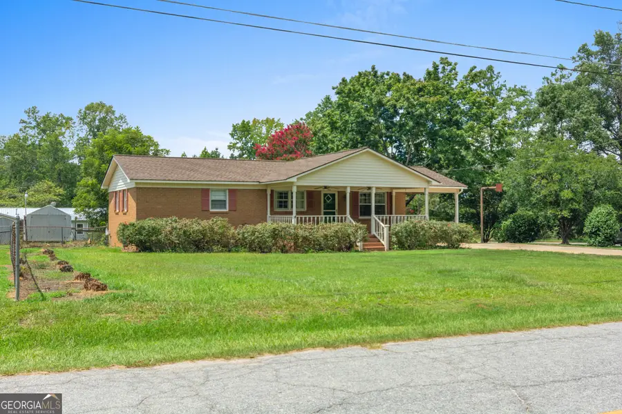 827 Betty Street, Sandersville, GA 31082 - #3