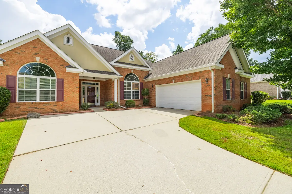 8004 Larksview Drive, Fairburn, GA 30213 - #1