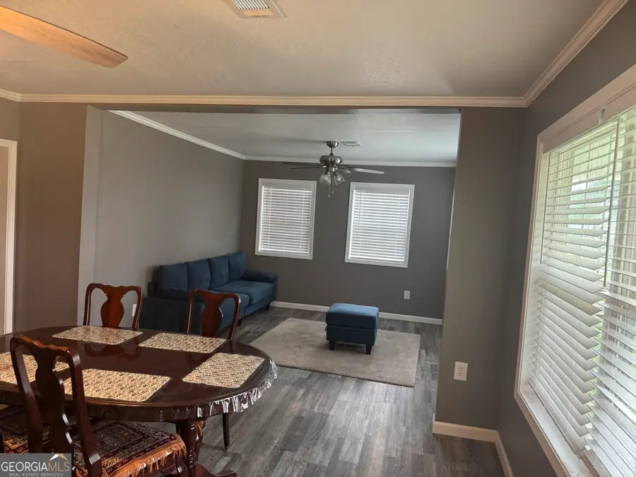 10 Grove St, Hazlehurst, GA 31539 - #3