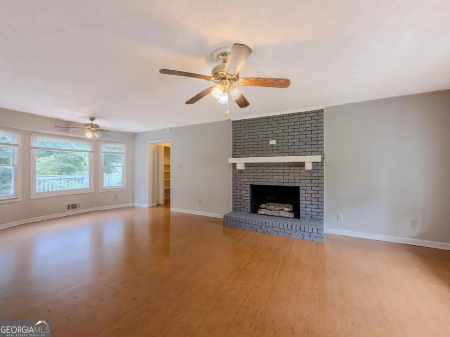 2050 Abington Lane, Snellville, GA 30078 - #2