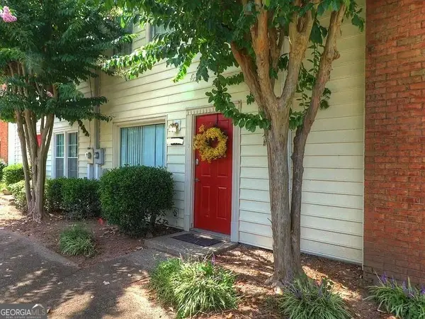 213 High Creek Drive, Roswell, GA 30076