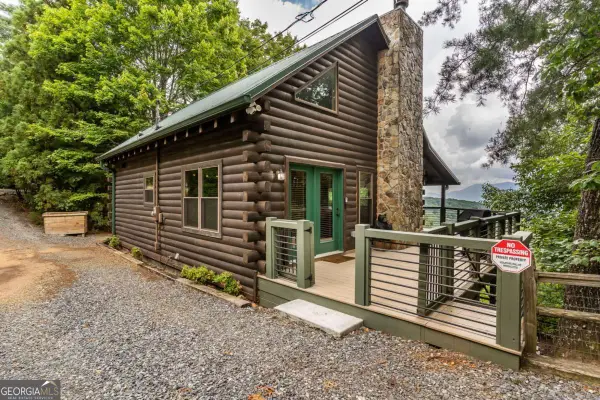 32 Little Amy Creek Trail, Ellijay, GA 30540