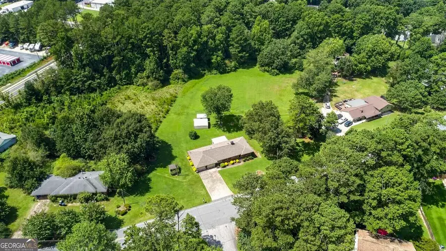 2069 Elmwood Circle, Snellville, GA 30078 - #2