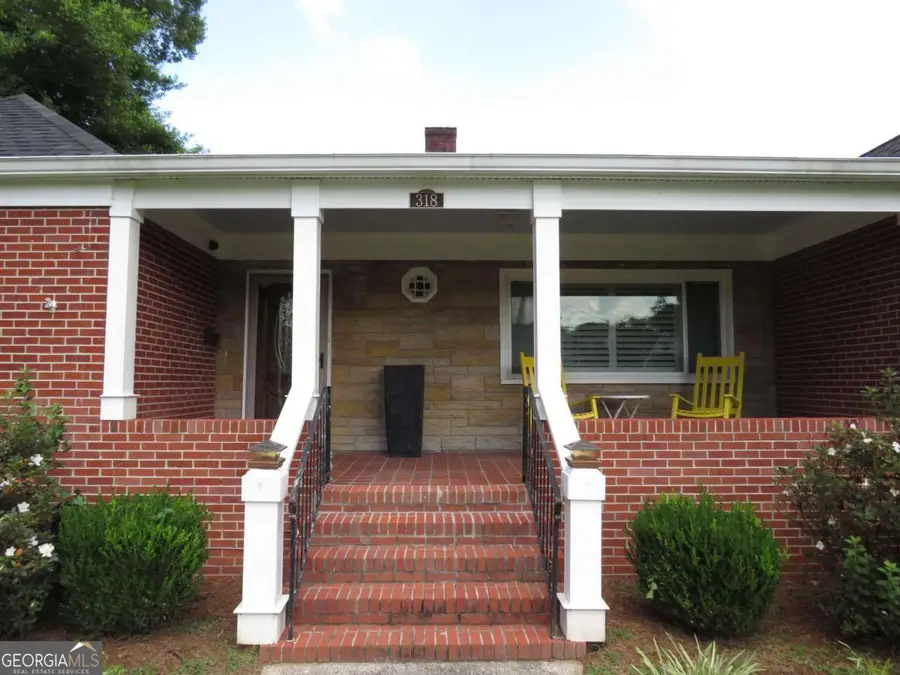 318 N College Street, Cedartown, GA 30125 - #3