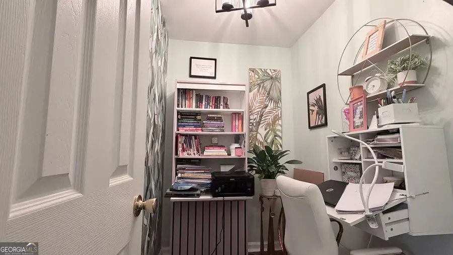 201 Brighton Point, Sandy Springs, GA 30328 - #3