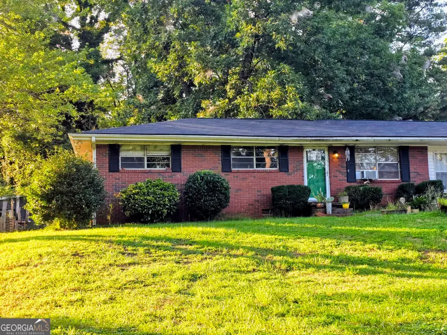 6067 Chattahoochee Street, Lula, GA 30554 - #2