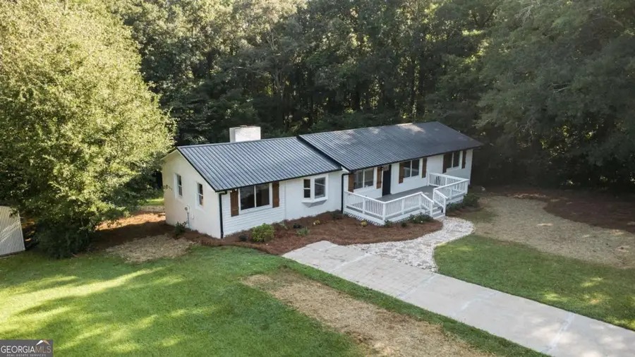 930 Honeysuckle Trail, Winder, GA 30680 - #2
