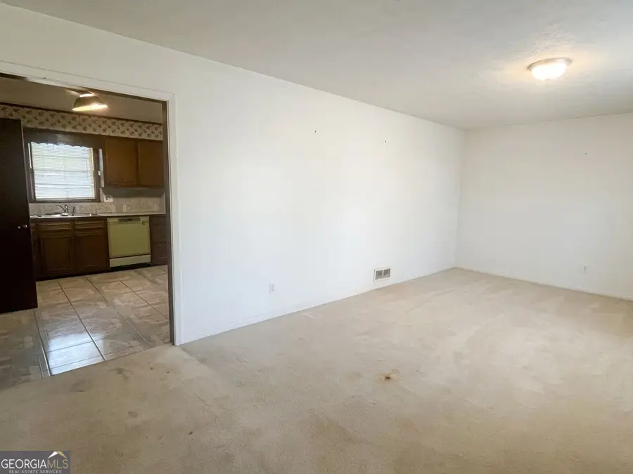 279 Timberland Trail, Riverdale, GA 30274 - #3