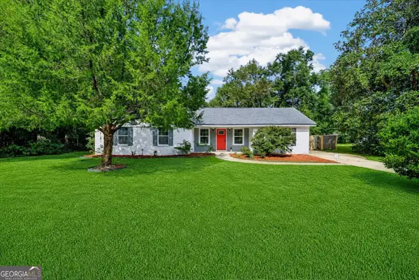 214 Jefferson Circle Se, Allenhurst, GA 31301