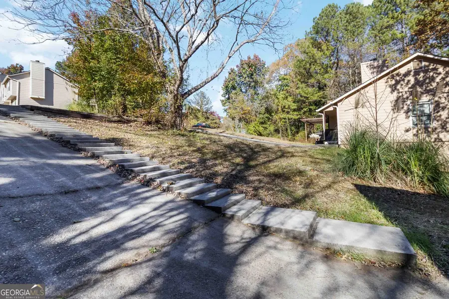 2725 Wildflower Lane, Snellville, GA 30039 - #2