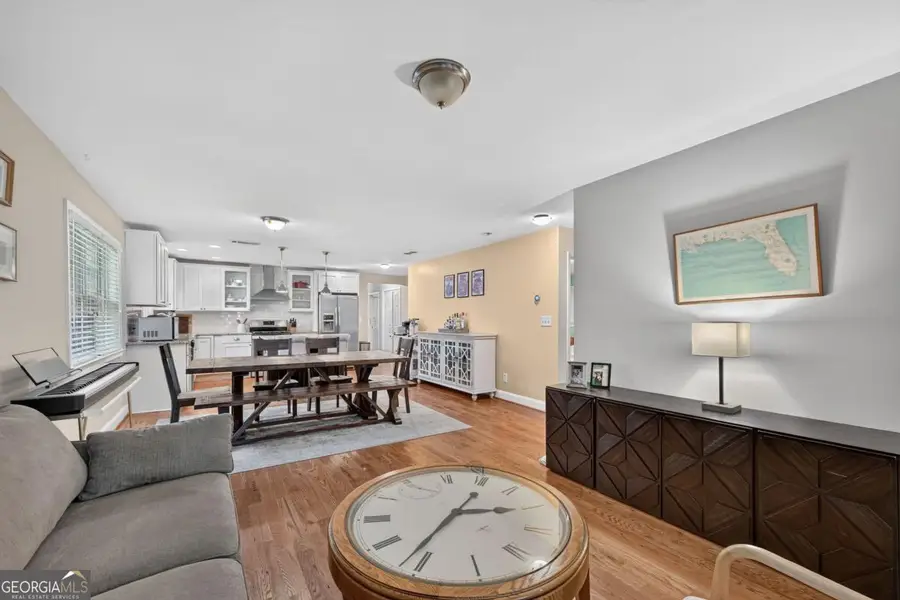 1882 Cambria Avenue Nw, Atlanta, GA 30318 - #3