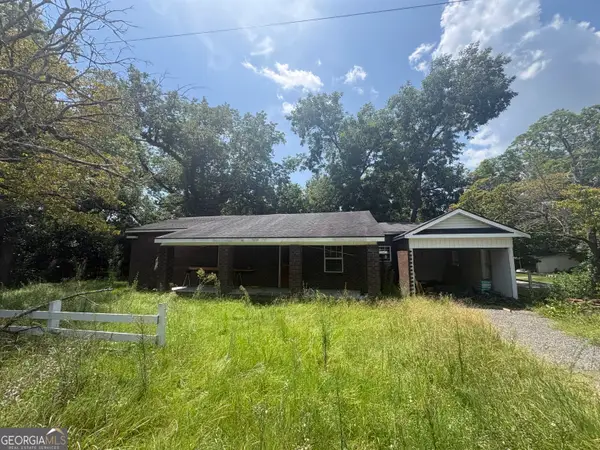151 N 7th Street, Cochran, GA 31014