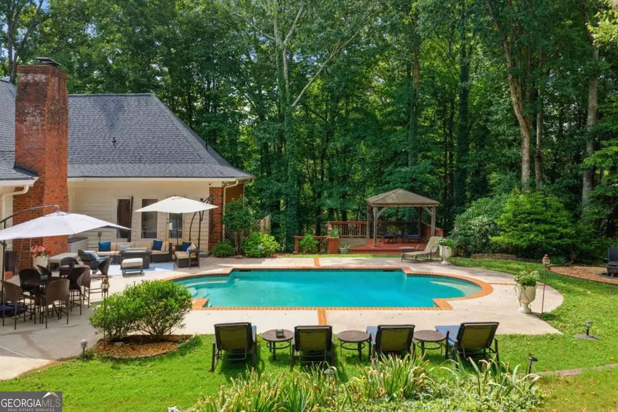 1040 Finnsbury Drive, Roswell, GA 30075 - #3