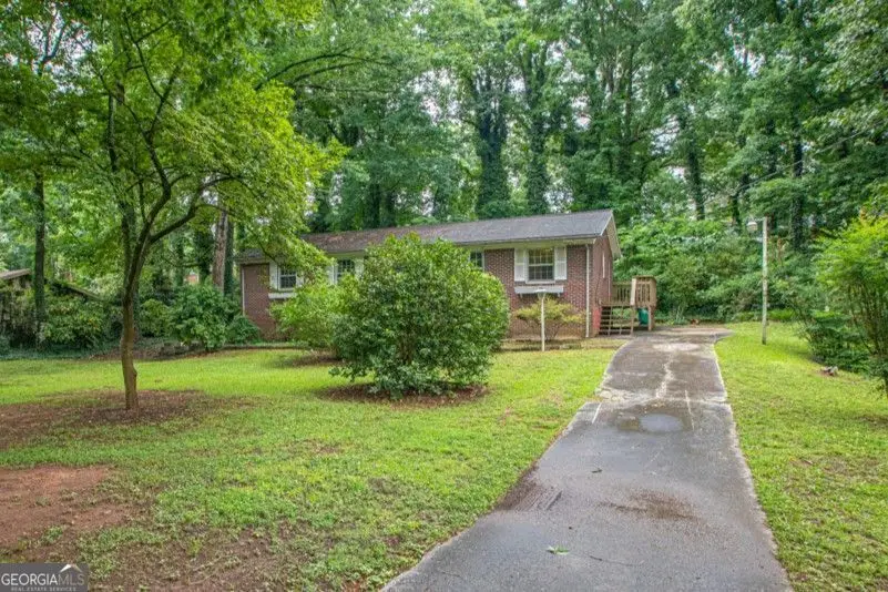 442 Stonewood Drive, Stone Mountain, GA 30087 - #2