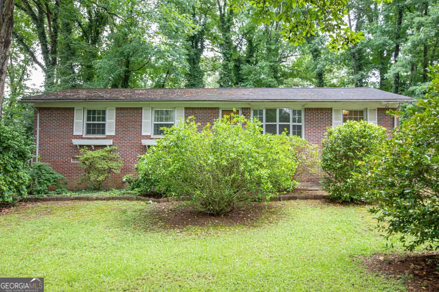 442 Stonewood Drive, Stone Mountain, GA 30087 - #3