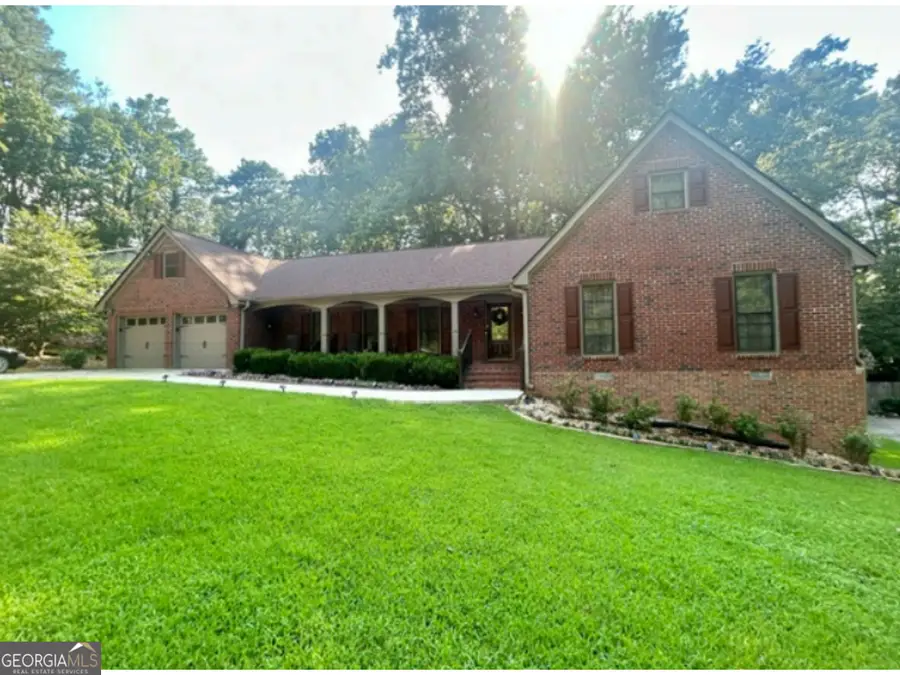 1595 Stonelake Trail Sw, Lilburn, GA 30047 - #3