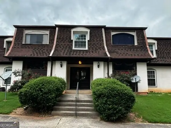 10 Rue Fontaine, Lithonia, GA 30038