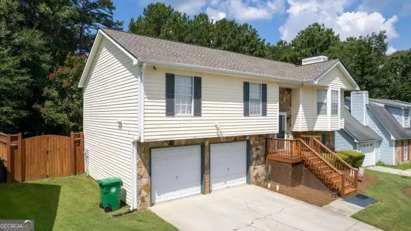 1046 Redan Trace, Stone Mountain, GA 30088