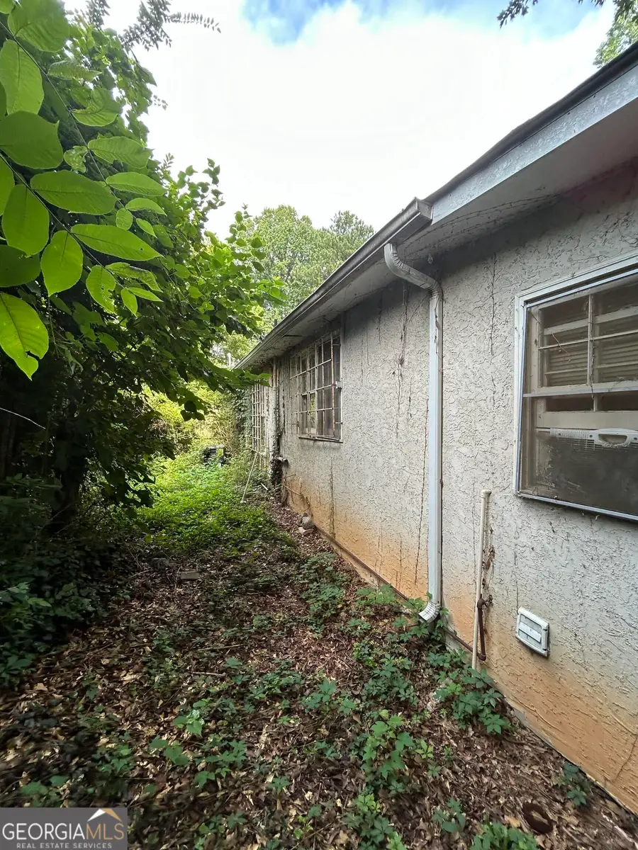 2 S Eugenia Place Nw, Atlanta, GA 30318 - #3