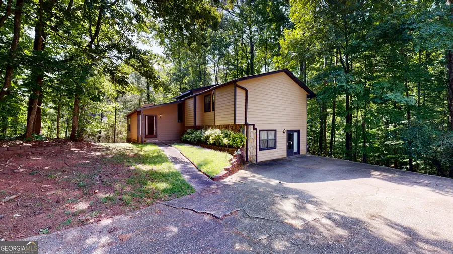 6562 Oakwood Drive, Douglasville, GA 30135 - #2