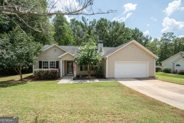 10 Walton Woods Court, Newnan, GA 30263
