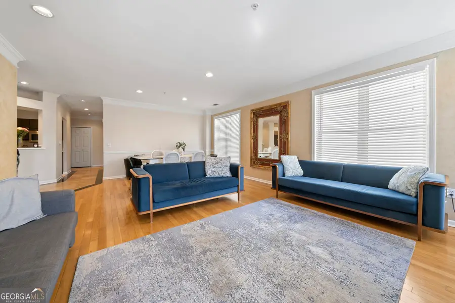 3334 Peachtree Road Ne #112, Atlanta, GA 30326 - #3
