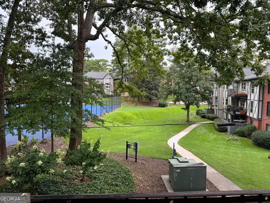 6851 Roswell Road Ne #H-31, Sandy Springs, GA 30328 - #2