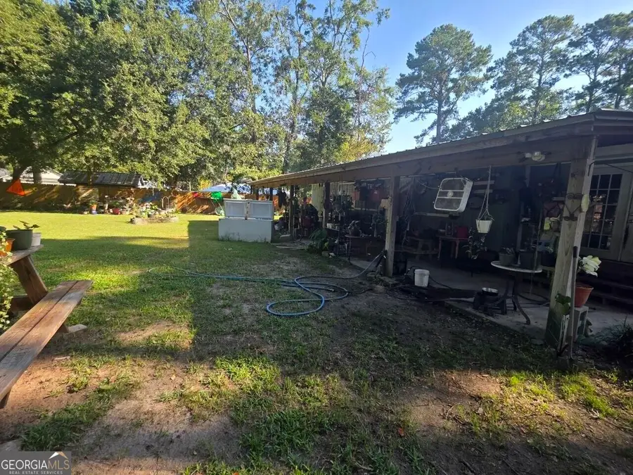 812 E 1st Street, Midway, GA 31320 - #3