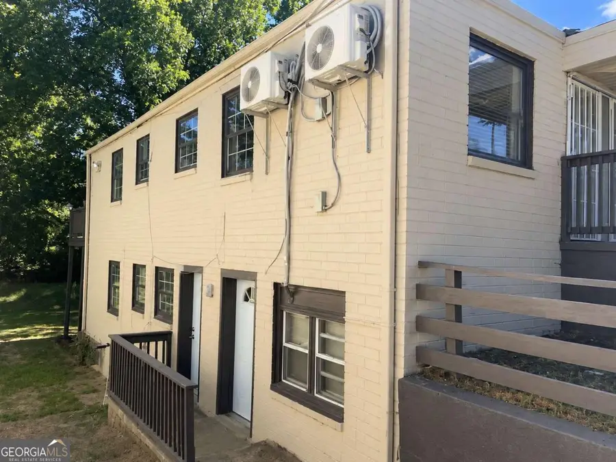 1061 M L King Jr Drive Nw, Atlanta, GA 30314 - #3