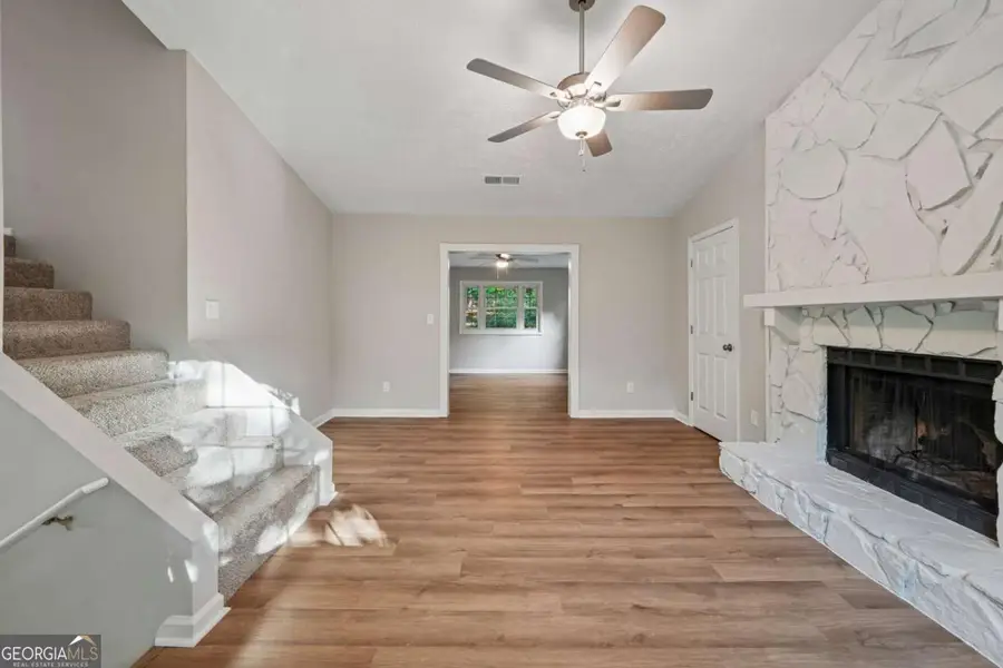 674 Inland Way Nw, Lilburn, GA 30047 - #3