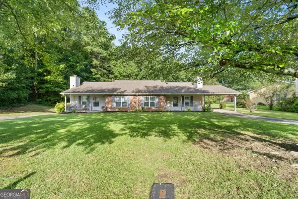 5668 Williamsburg Trace, Atlanta, GA 30349