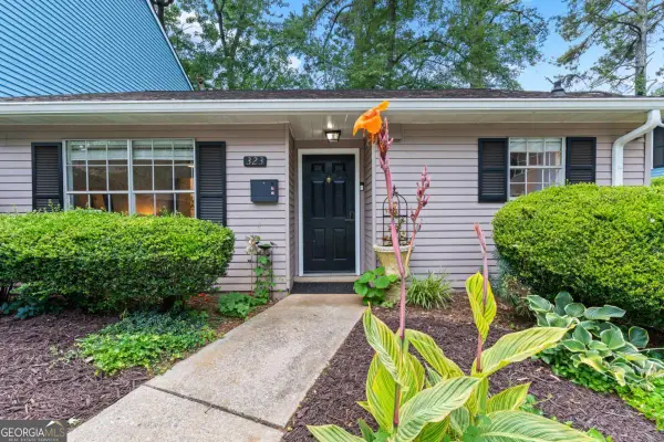 323 Cabaret Court Sw, Marietta, GA 30064