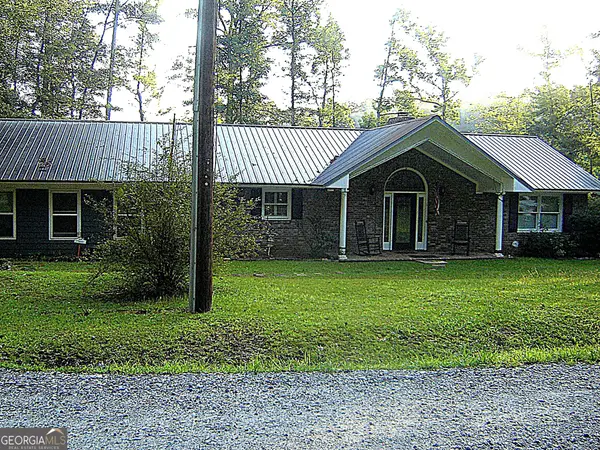 112 Peach Circle, West Point, GA 31833