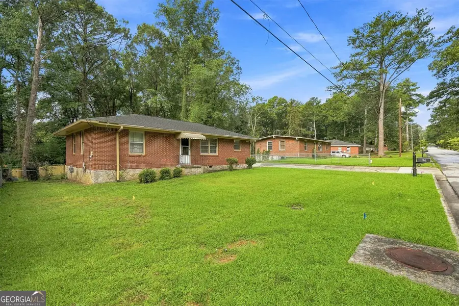 126 E Mimosa Drive, Jonesboro, GA 30236 - #3