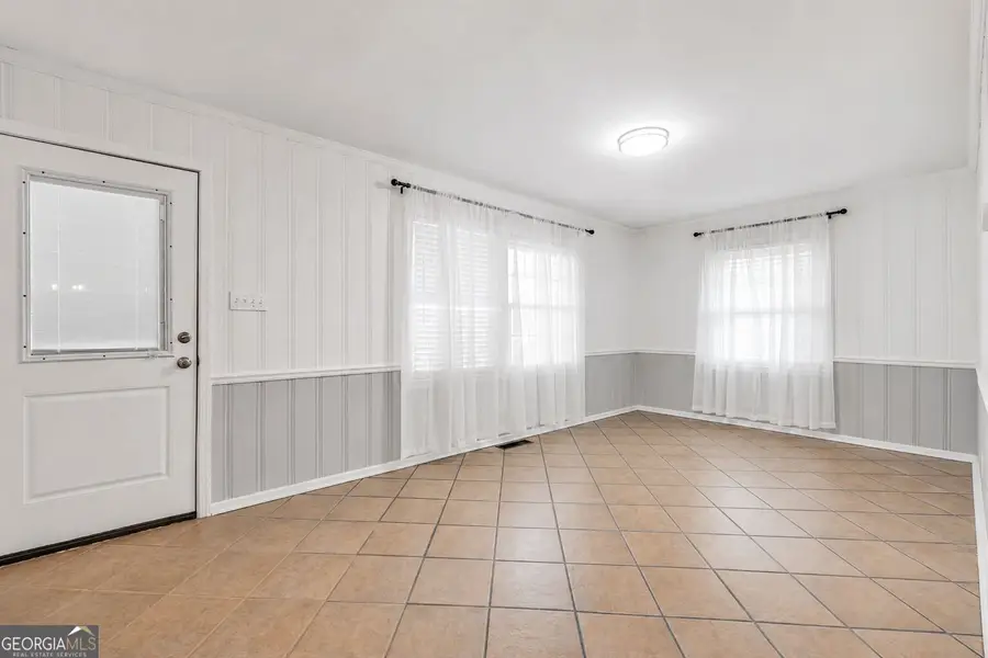 105 Pine Street, Barnesville, GA 30204 - #3