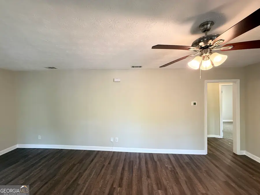 424 Dorsey Road, Hapeville, GA 30354 - #3