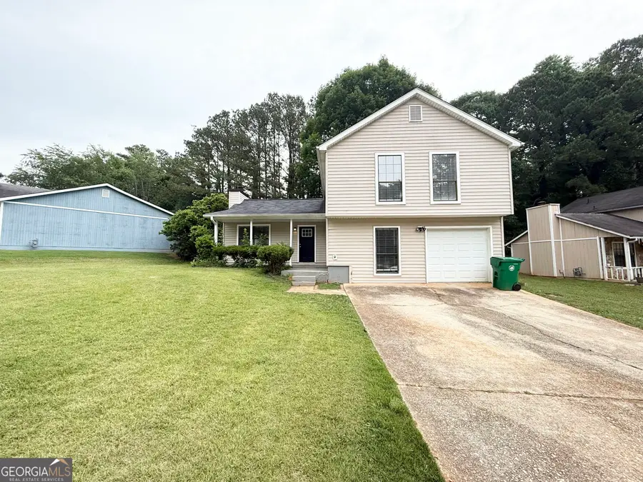 1061 Mainstreet Lake Drive, Stone Mountain, GA 30088 - #2