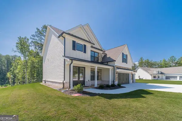 907 Bessie Court, Loganville, GA 30052