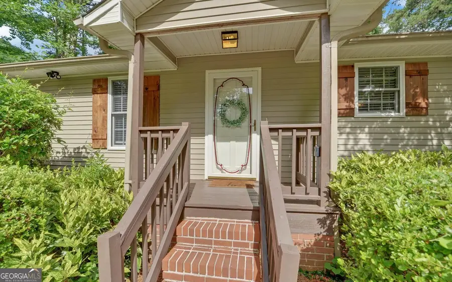 303 River Point Road, Martin, GA 30557 - #2