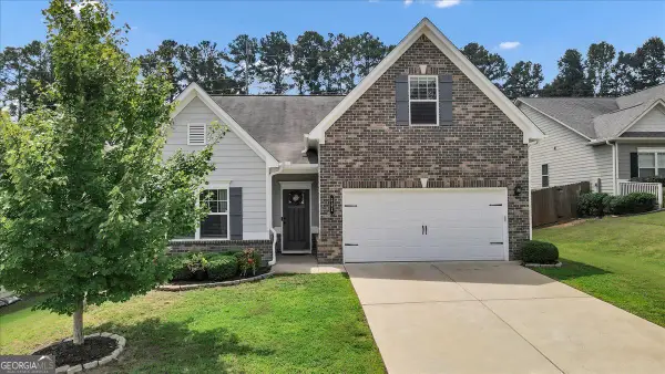 221 Woodford Drive, Canton, GA 30115