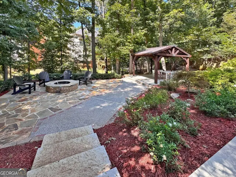 340 S Satinwood Place, Roswell, GA 30076 - #3
