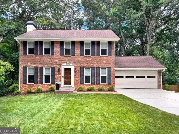 120 Lakeland Way, Roswell, GA 30076