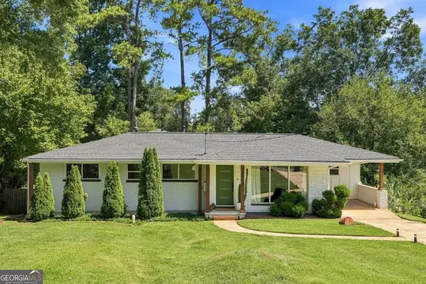 2934 Lynda Place, Decatur, GA 30032
