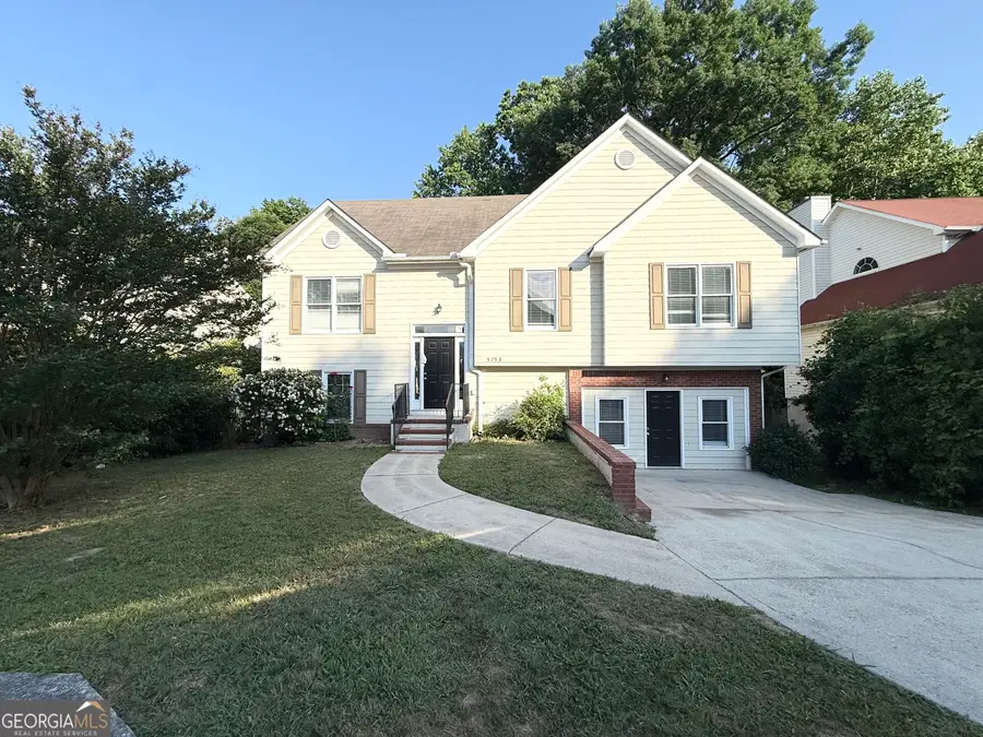 5753 Three Lakes Drive, Atlanta, GA 30349 - #2