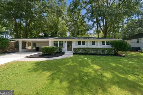 215 Valley Drive, Roswell, GA 30075