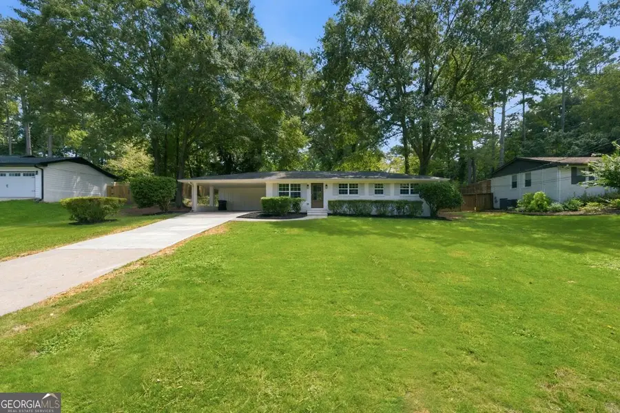 215 Valley Drive, Roswell, GA 30075 - #3