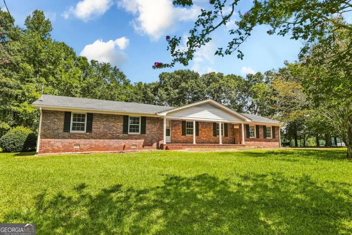 9036 Highway 72 W, Hull, GA 30646 - #1
