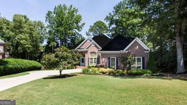 885 Rose Brook Drive, Lawrenceville, GA 30045