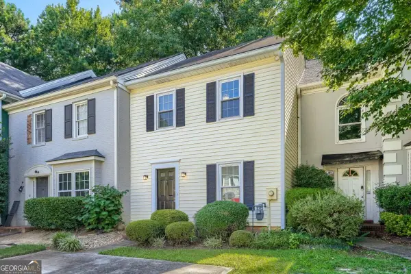 594 Harcourt Place Se, Marietta, GA 30067