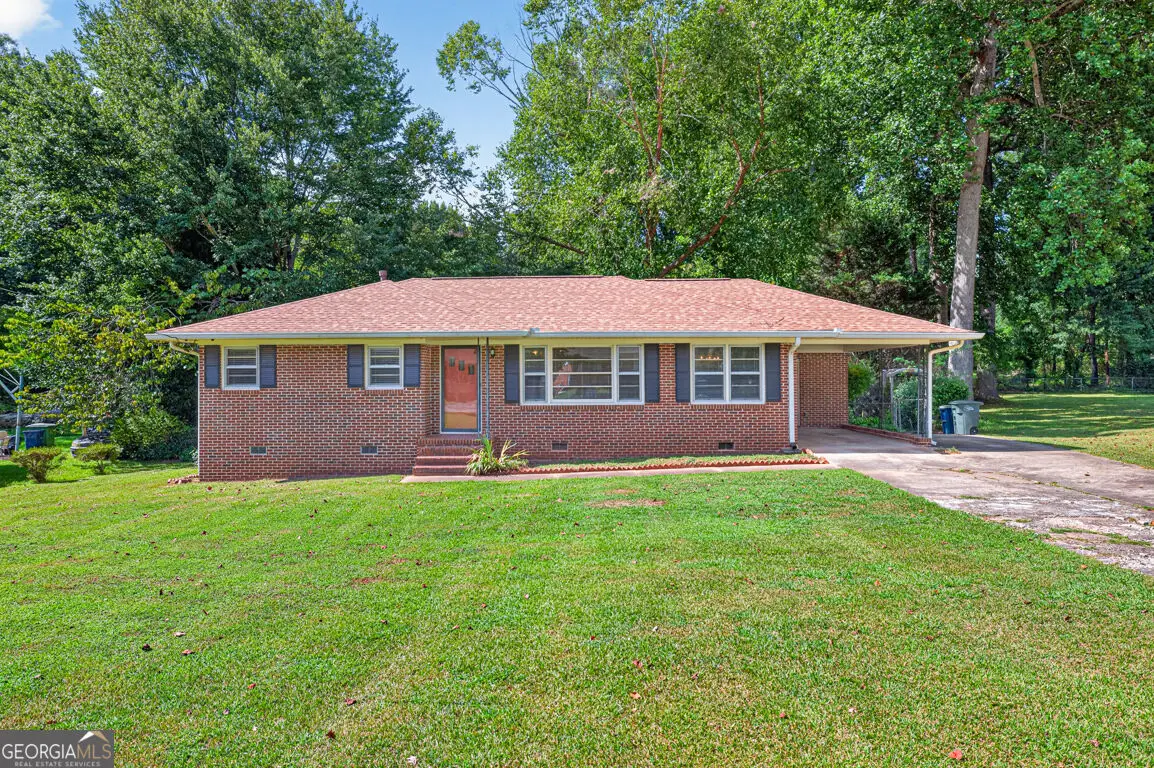 1305 Greenview Drive, Griffin, GA 30224 - #1